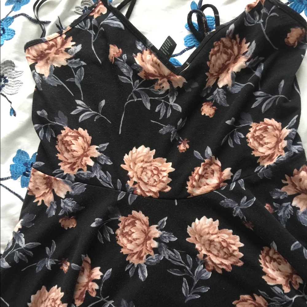 F21 SHORT DRESS